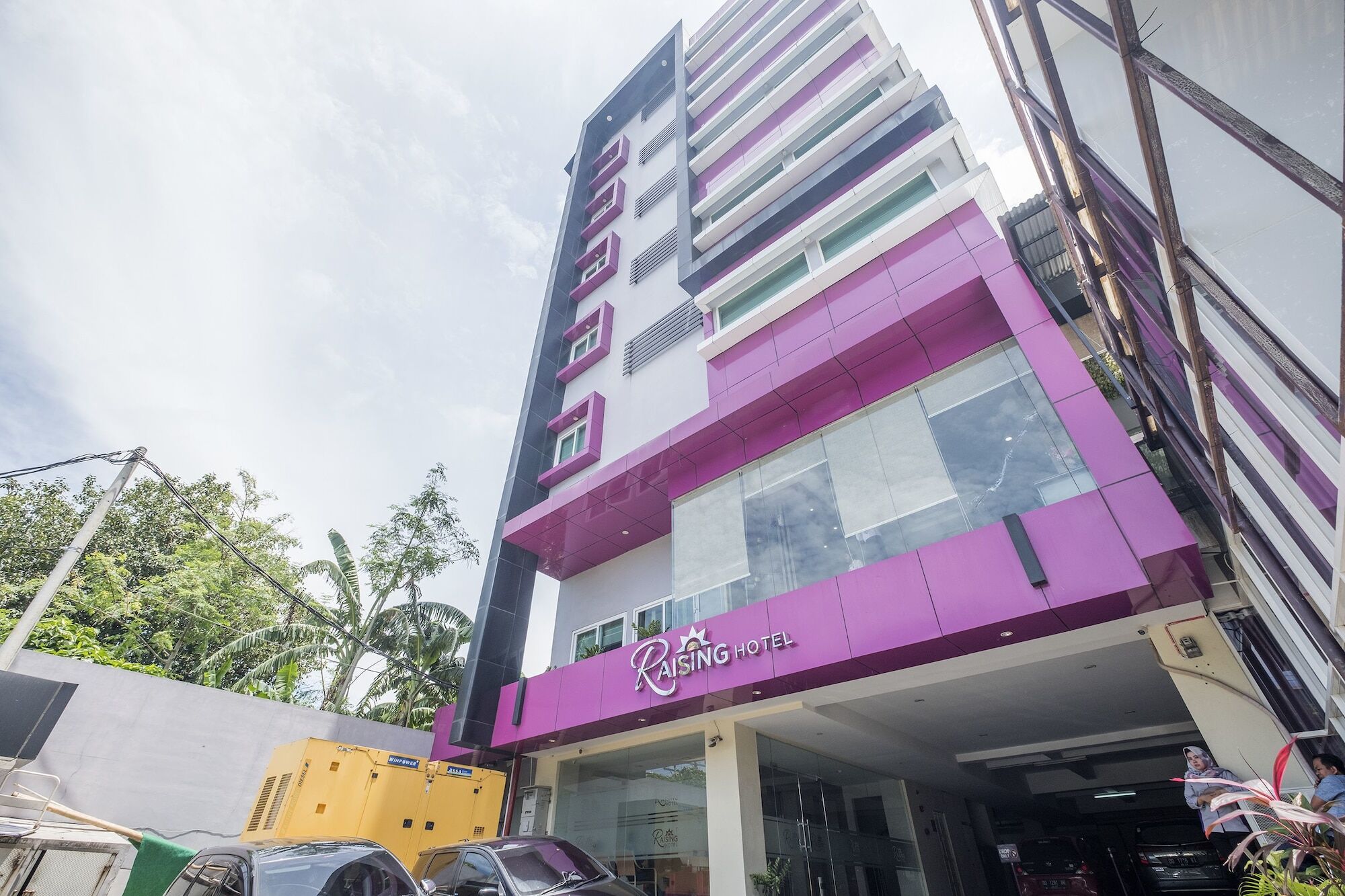 Vaccinated Staff - Capital O 454 Raising Hotel Makassar Luaran gambar